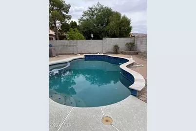 407 W Helena Drive, Phoenix, AZ 85023 - Photo 8
