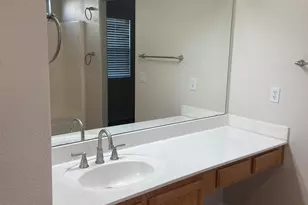 12527 N 57th Ave, Glendale, AZ 85304 - Photo 10
