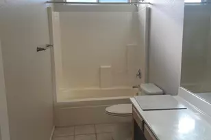12527 N 57th Ave, Glendale, AZ 85304 - Photo 16