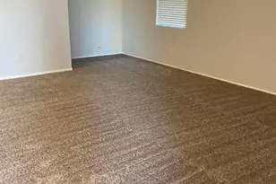 12527 N 57th Ave, Glendale, AZ 85304 - Photo 8
