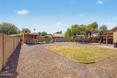 1717 E Greenway Circle, Phoenix, AZ 85042 - Photo 26
