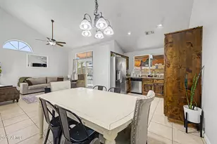 1717 E Greenway Cir, Phoenix, AZ 85042 - Photo 6