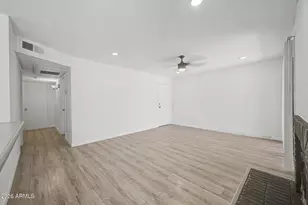 5236 W Peoria Ave, Glendale, AZ 85302 - Photo 8