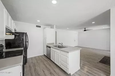 5236 W Peoria Avenue #127, Glendale, AZ 85302 - Photo 12