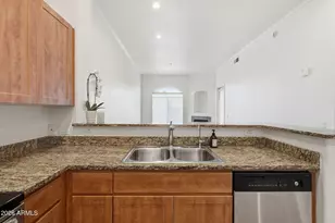 11640 N Tatum Blvd, Phoenix, AZ 85028 - Photo 18