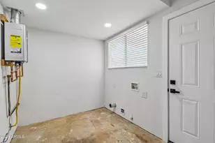 10258 N 18th Ave, Phoenix, AZ 85021 - Photo 6