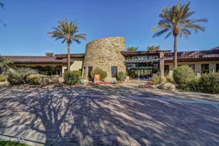 12927 W Quail Track Dr, Peoria, AZ 85383 - Photo 28