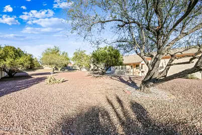 21614 N 139th Drive, Sun City West, AZ 85375 - Photo 18