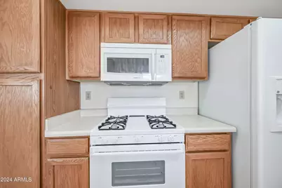 21614 N 139th Drive, Sun City West, AZ 85375 - Photo 10