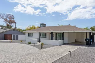 3814 N 36th St, Phoenix, AZ 85018 - Photo 2