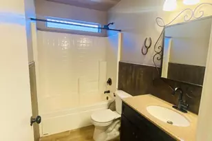 7203 W Irma Ln, Glendale, AZ 85308 - Photo 14