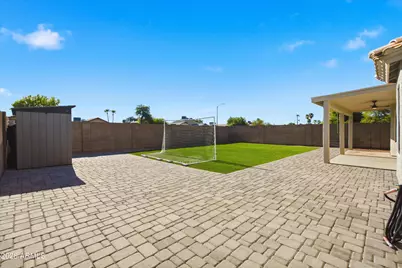 18204 N 86th Lane, Peoria, AZ 85382 - Photo 32