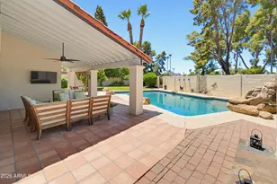 11242 N 44th Ct, Phoenix, AZ 85028 - Photo 36