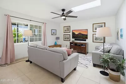 11242 N 44th Court, Phoenix, AZ 85028 - Photo 8