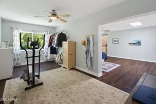 11242 N 44th Ct, Phoenix, AZ 85028 - Photo 22