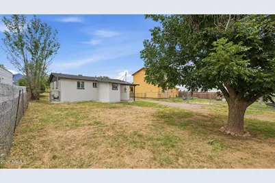 10229 S Honeysuckle Drive, Hereford, AZ 85615 - Photo 32