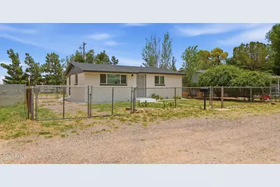 10229 S Honeysuckle Drive, Hereford, AZ 85615 - Photo 1