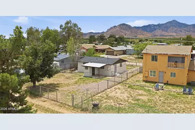 10229 S Honeysuckle Drive, Hereford, AZ 85615 - Photo 2