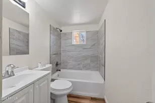 10229 S Honeysuckle Dr, Hereford, AZ 85615 - Photo 4
