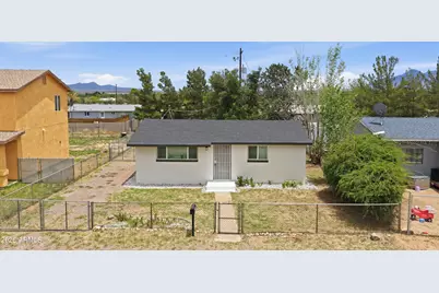 10229 S Honeysuckle Drive, Hereford, AZ 85615 - Photo 6