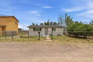 10229 S Honeysuckle Dr, Hereford, AZ 85615 - Photo 26