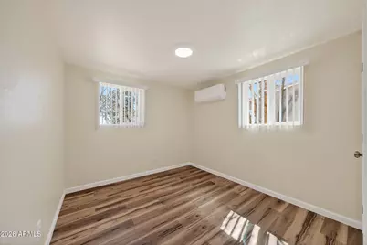 10229 S Honeysuckle Drive, Hereford, AZ 85615 - Photo 16