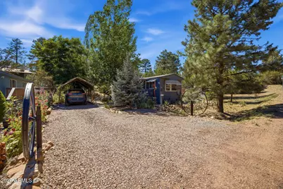 3490 Black Bear Run, Overgaard, AZ 85933 - Photo 2