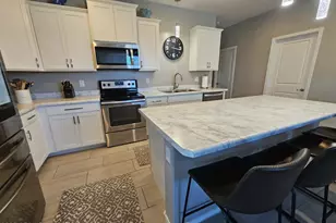 7121 W Solano Dr N, Glendale, AZ 85303 - Photo 8