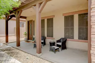 12332 W Milton Dr, Peoria, AZ 85383 - Photo 4