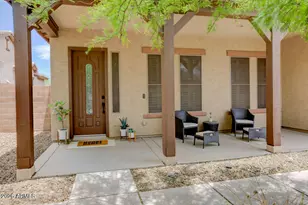 12332 W Milton Dr, Peoria, AZ 85383 - Photo 2
