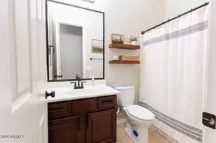 12332 W Milton Dr, Peoria, AZ 85383 - Photo 32