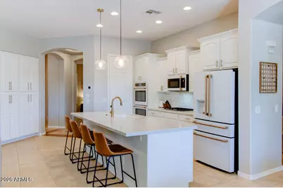 12332 W Milton Drive, Peoria, AZ 85383 - Photo 10
