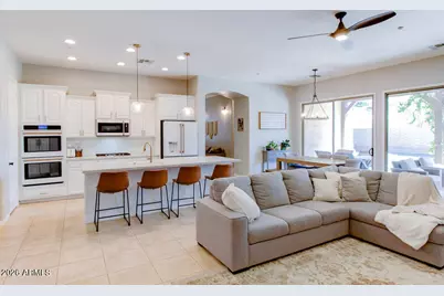 12332 W Milton Drive, Peoria, AZ 85383 - Photo 18