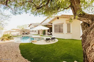 12332 W Milton Dr, Peoria, AZ 85383 - Photo 54