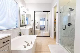 12332 W Milton Dr, Peoria, AZ 85383 - Photo 24