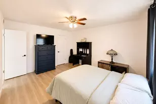 18240 N 32nd Ln, Phoenix, AZ 85053 - Photo 16