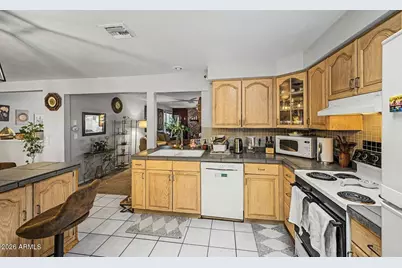 5515 W Hatcher Road, Glendale, AZ 85302 - Photo 6