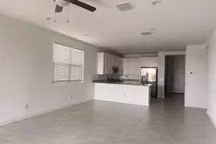 2055 W Bramble Berry Ln, Phoenix, AZ 85085 - Photo 2