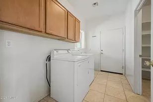 10296 E Prairie Hawk Ln, San Tan Valley, AZ 85143 - Photo 22
