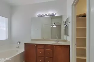 504 W Beautiful Ln, Phoenix, AZ 85041 - Photo 10