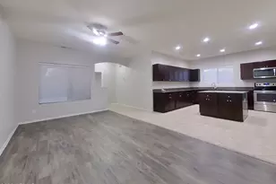 8306 W Cocopah St, Tolleson, AZ 85353 - Photo 14