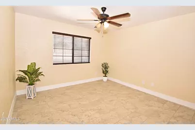 807 W Detroit Street, Chandler, AZ 85225 - Photo 18