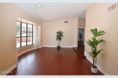 807 W Detroit Street, Chandler, AZ 85225 - Photo 4
