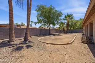 14215 N 39th Dr, Phoenix, AZ 85053 - Photo 28