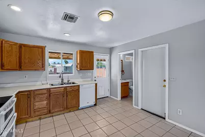8995 W Santa Cruz Boulevard, Arizona City, AZ 85123 - Photo 14