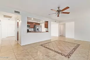 3929 S Pine St, Tempe, AZ 85282 - Photo 2
