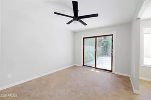8643 E Palo Verde Dr, Scottsdale, AZ 85250 - Photo 8