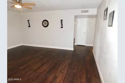 5612 W Wilshire Drive, Phoenix, AZ 85035 - Photo 6