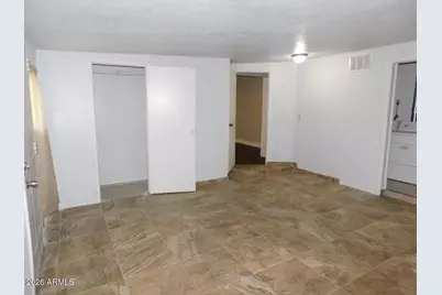 5612 W Wilshire Drive, Phoenix, AZ 85035 - Photo 8