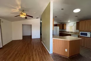 10960 N 67th Ave, Glendale, AZ 85304 - Photo 4